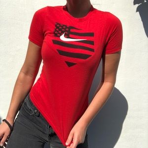 NIKE BLACK AND RED SHORT SLEEVE TEE SHIRT